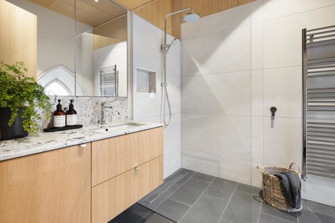 Converted Blue Stone Church - Lismore Accommodation 22