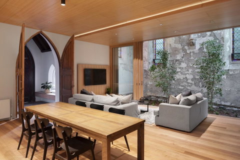 Converted Blue Stone Church - Lismore Accommodation 14