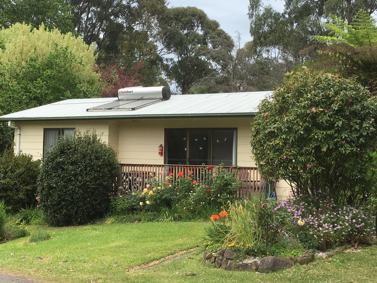 Allambee South VIC Lismore Accommodation