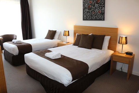 Bairnsdale International - Lismore Accommodation 12