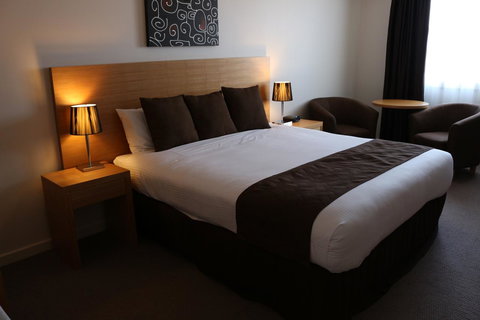 Bairnsdale International - Lismore Accommodation 11