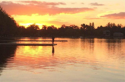 Lake Wendouree Luxury Apartments - Lismore Accommodation 5
