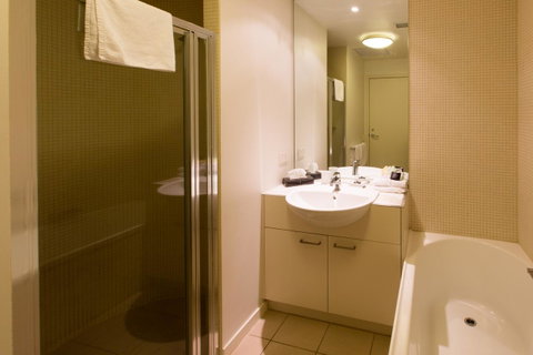 Accent Accommodation@Docklands - Lismore Accommodation 21