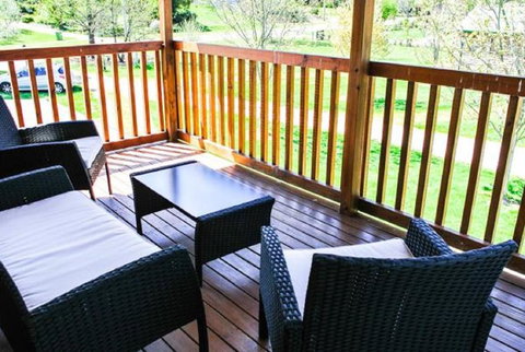 Beechworth Cedar Cottages - Lismore Accommodation 5