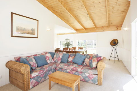 Beechworth Cedar Cottages - Lismore Accommodation 1