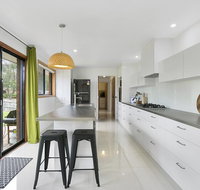Fairhills - NEW LISTING beautifully styled - Lismore Accommodation