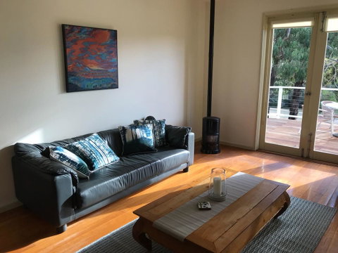Lakeside Conti Villas - Lismore Accommodation 1