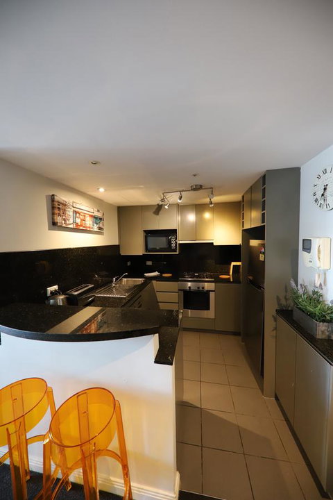 Heart Of CBD Penthouse Apartment - Lismore Accommodation 10