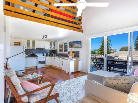 The Chalet At Callala Beach - Beach House Character - Lismore Accommodation 0