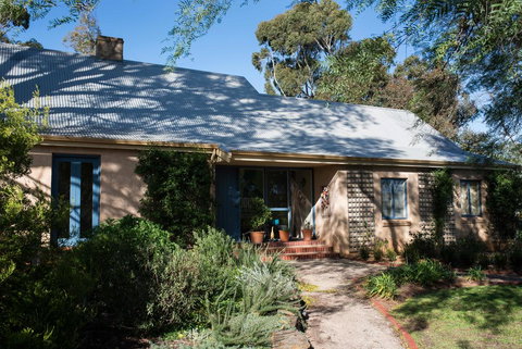 The Cottage At Riverside Farm - Lismore Accommodation 2