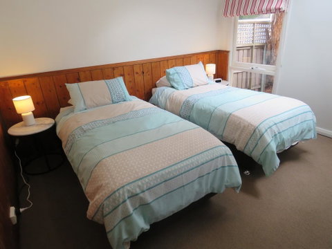 The Cottage South Hobart - Lismore Accommodation 3