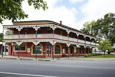 The Daylesford Hotel - Lismore Accommodation 1