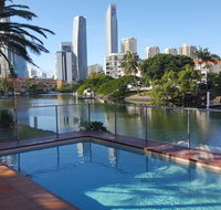The Emerald Surfers Paradise - Lismore Accommodation