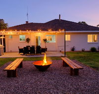 The Farmhouse. - Lismore Accommodation