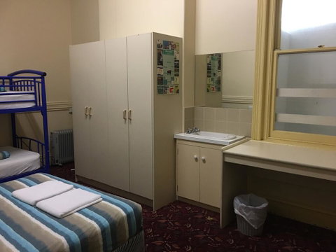 The Formby Hotel - Lismore Accommodation 1
