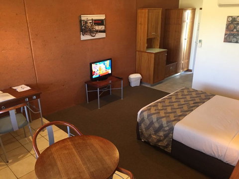 The Gidgee Inn - Lismore Accommodation 2