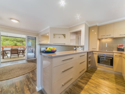 The Island Retreat Ventnor - Lismore Accommodation 0