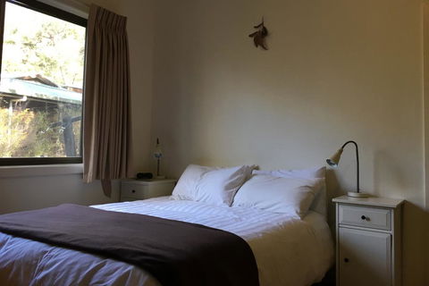 The Ledge Holiday House - Lismore Accommodation 3