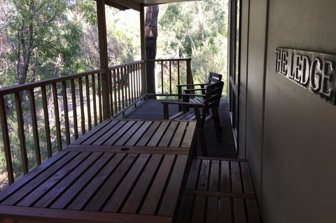 The Ledge Holiday House - Lismore Accommodation 1