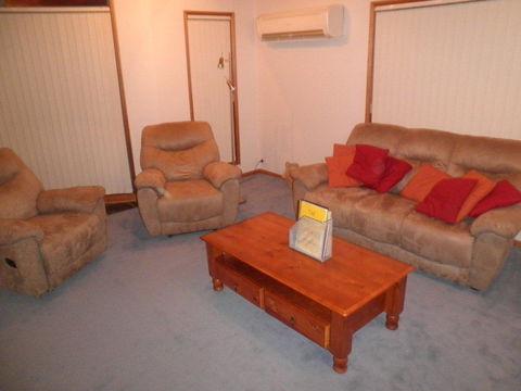 The Real McCoy Holiday Accommodation - Lismore Accommodation 2