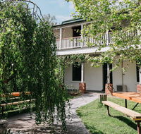 The Robin Hood Inn - Lismore Accommodation