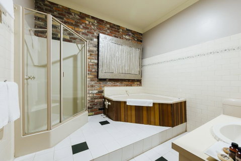 The Royal Daylesford Hotel - Lismore Accommodation 1