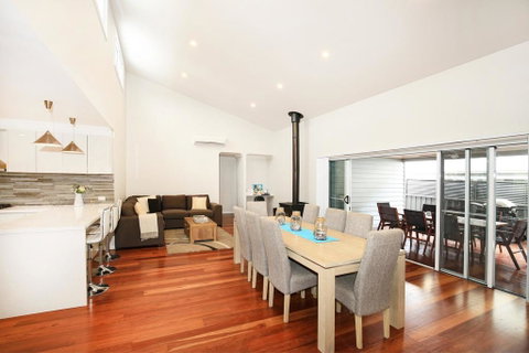 The Sands - Pet Friendly - 3 Min Walk To Beach - Lismore Accommodation 0