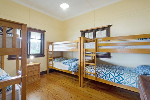 The Seamist Cottage - Lismore Accommodation 2