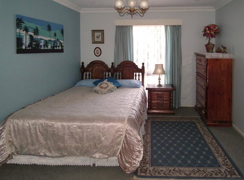 The Spanish Retreat And BnB - 24 Hrs - Lismore Accommodation 1