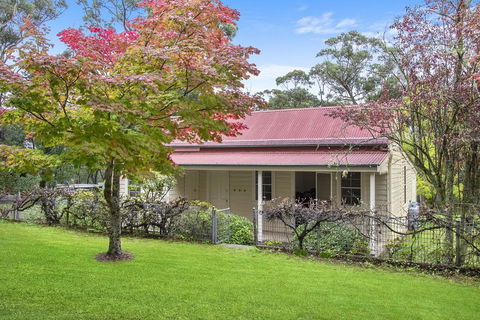 THE TEACHERS COTTAGE - Lismore Accommodation 3