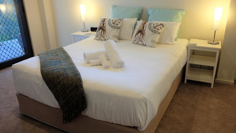 THE TIN SHED Couples Accommodation At Bay Of Fires - Lismore Accommodation 2