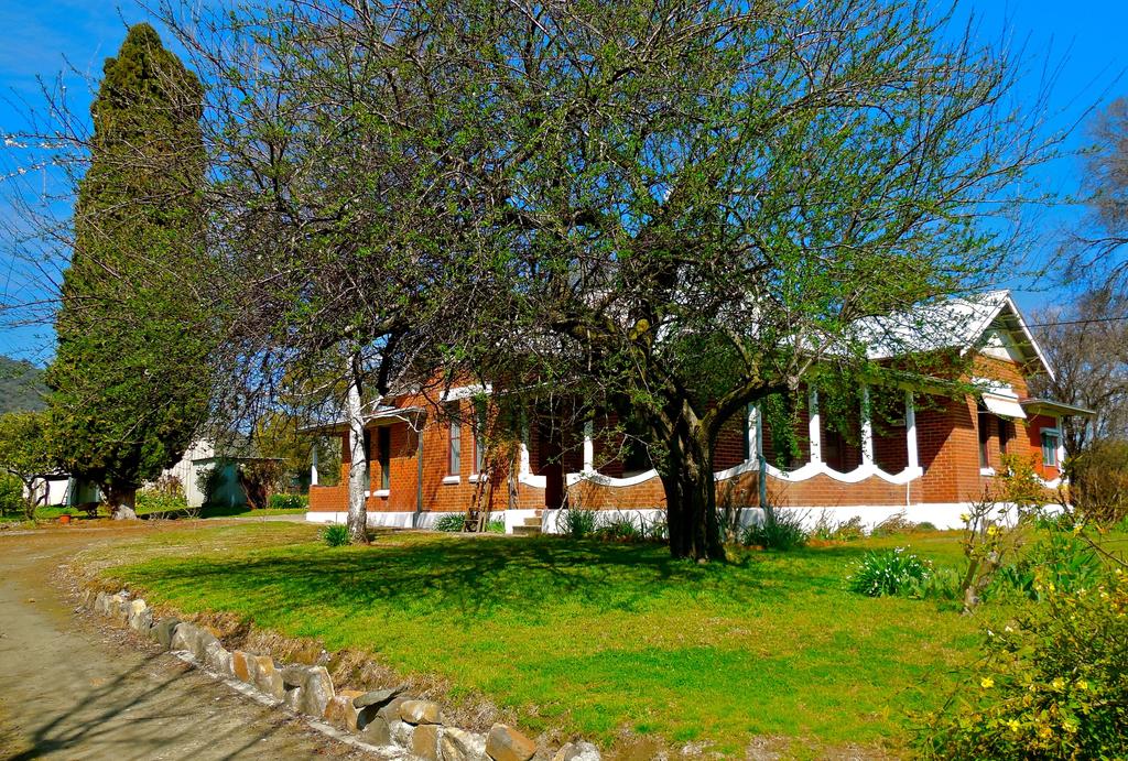 Adelong NSW Lismore Accommodation
