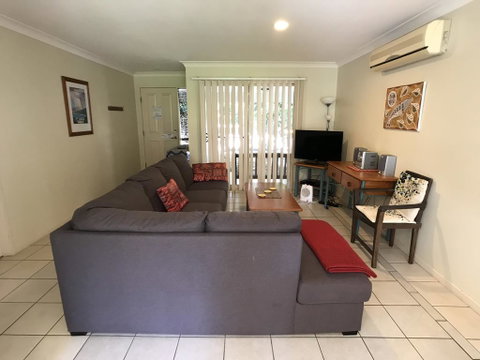 Treetops Lakeside Apartments - Lismore Accommodation 3