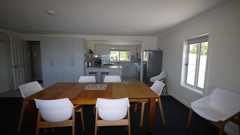 Umtali Beach House - Lismore Accommodation 1