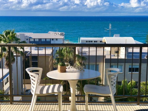 Unit 13 Oceanic, Kings Beach - Lismore Accommodation 2