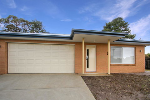 V & V Family Dream Away - Lismore Accommodation 0