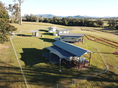 Valley Cabins By The Creek - Lismore Accommodation 0