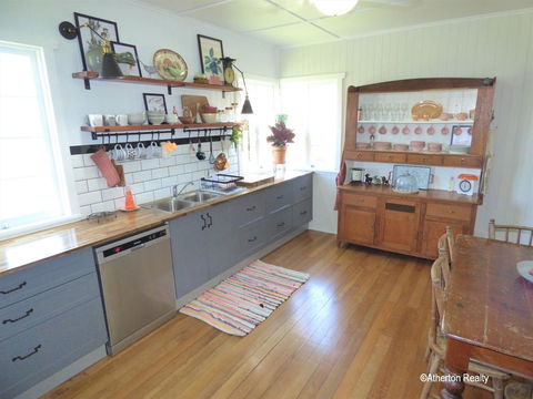 Victoria House - Lismore Accommodation 2