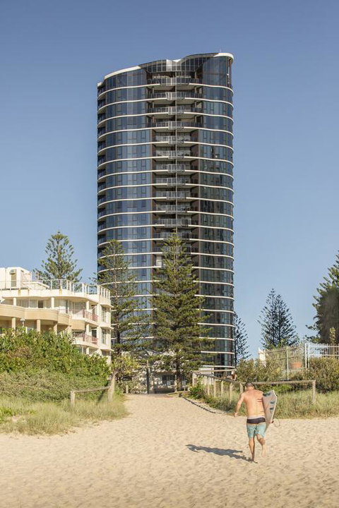 Vue Broadbeach - Lismore Accommodation 3