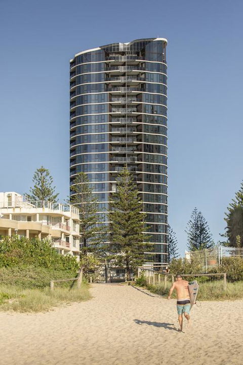 Vue Broadbeach - Lismore Accommodation 3