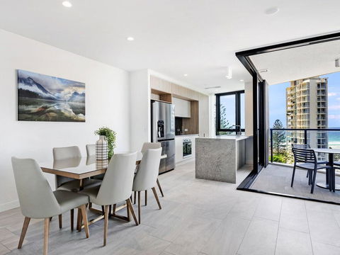 Vue Broadbeach Private 2 Bed Ocean View - Lismore Accommodation 0