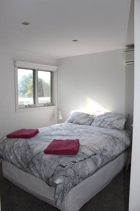 Central To Cowes - Lismore Accommodation 6