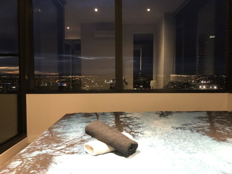 CBD Spacious 3 Bedrooms-Breathtaking View Gym Pool - Lismore Accommodation 18