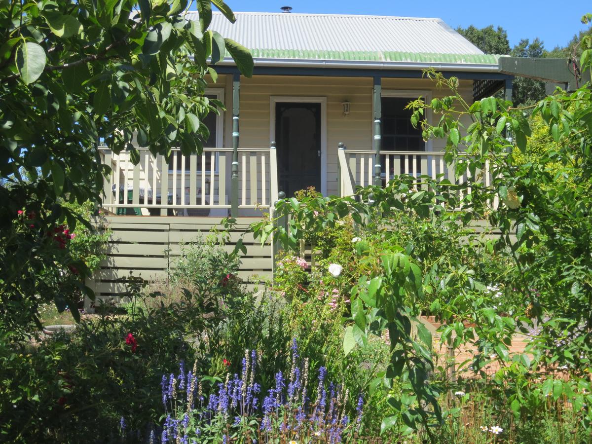 Koorooman VIC Lismore Accommodation