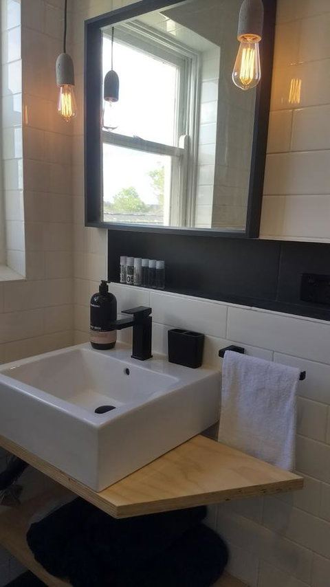 Rooftops - Lismore Accommodation 13