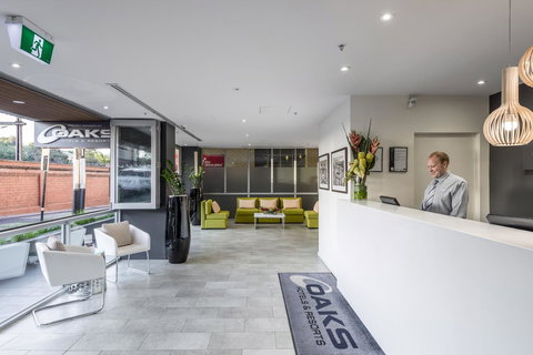 Oaks Melbourne South Yarra Suites - Lismore Accommodation 4