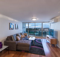 St Kilda Road Park View 3 Bedroom Luxury Apartment - Lismore Accommodation