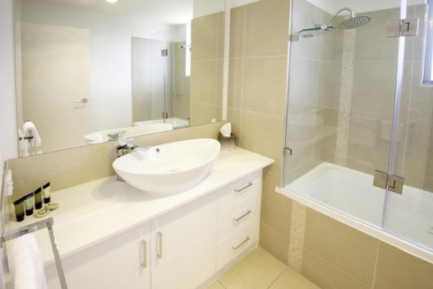 Phillip Island Towers - Lismore Accommodation 25