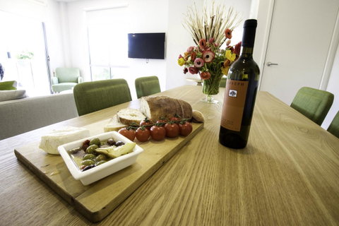Phillip Island Towers - Lismore Accommodation 29