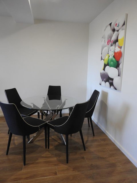 Phillip Island Towers - Lismore Accommodation 9
